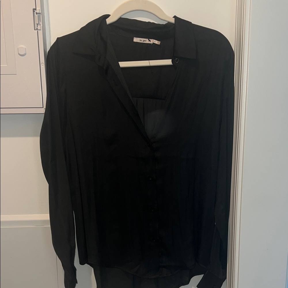Francesca's Collections Black Button Down Shirt
